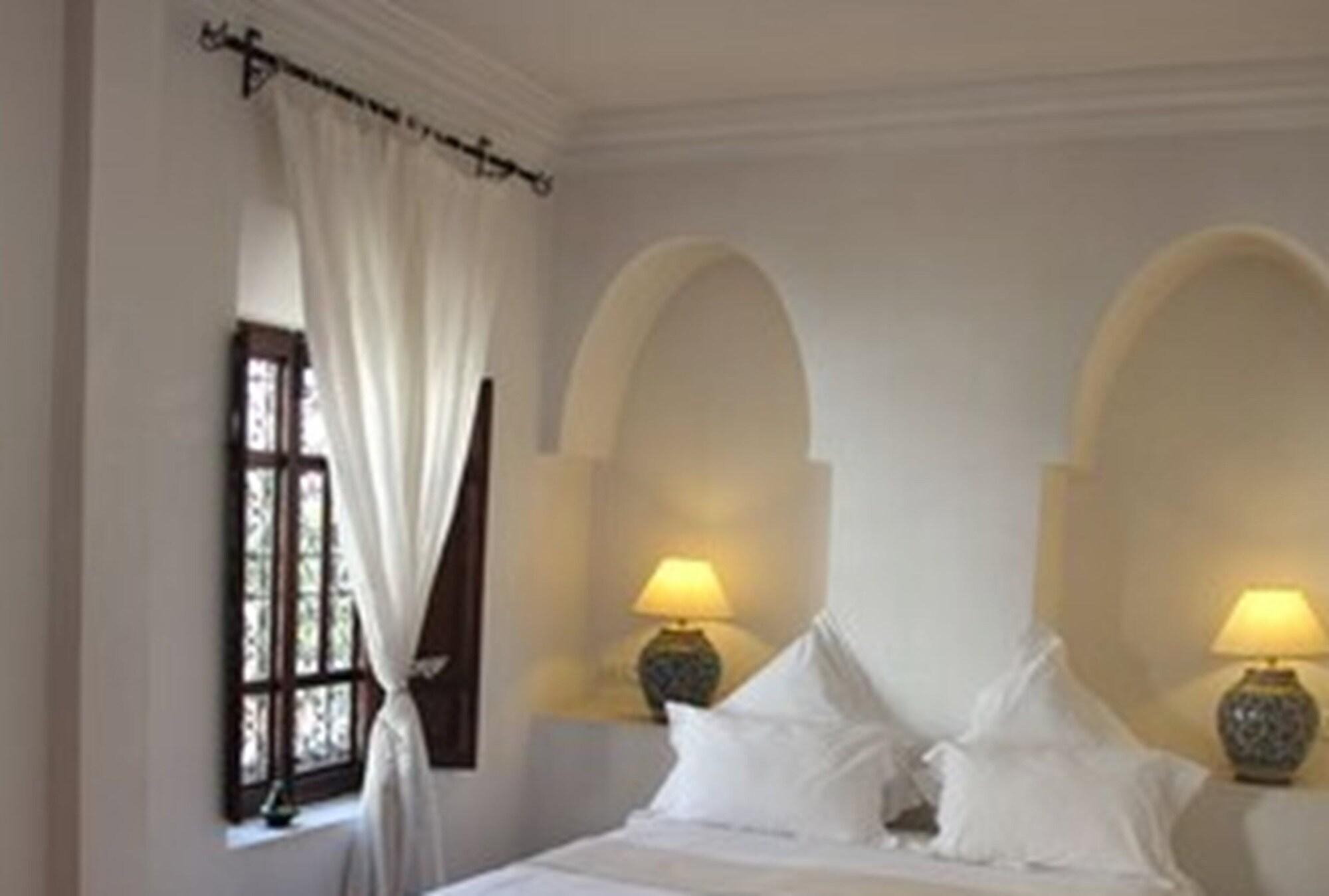 Riad Clementine Marrakesh Bagian luar foto